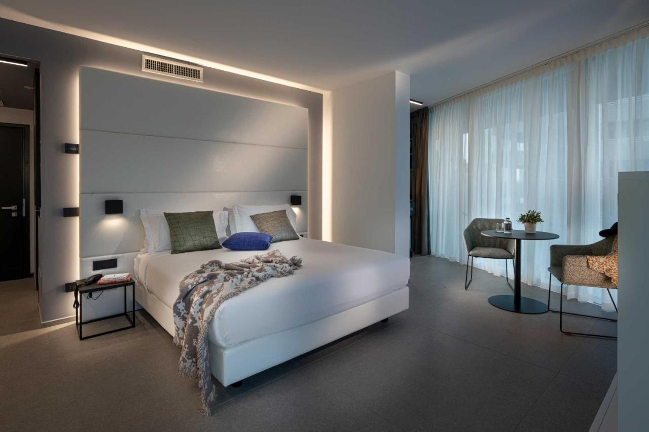 J44 Lifestyle Hotel Lido di Jesolo Esterno foto Deluxe room