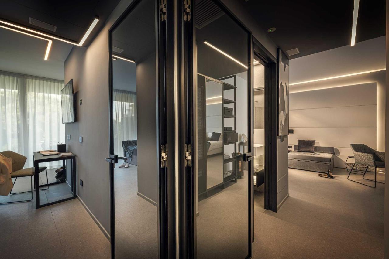 J44 Lifestyle Hotel Lido di Jesolo Esterno foto Suite