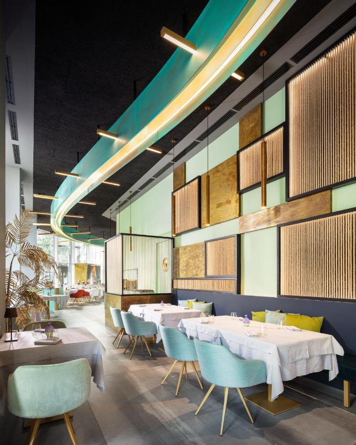 J44 Lifestyle Hotel Lido di Jesolo Esterno foto Restaurant