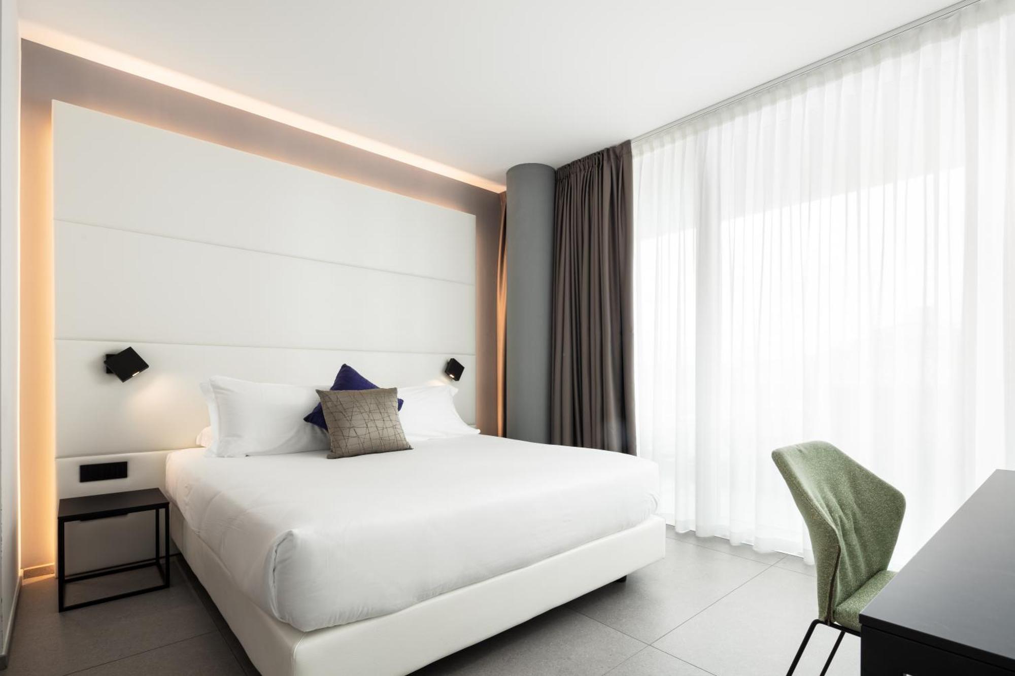 J44 Lifestyle Hotel Lido di Jesolo Esterno foto Deluxe room